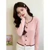 Suéter de malha casual slim fit estilo coreano outono e inverno OEM para mulheres, novo, suave e elegante, bloqueio de cores doces, manga longa