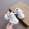 Zapatillas de malla estilo papá para niñas, modelo nuevo y moderno 2026 para primavera y otoño, zapatillas deportivas casuales versátiles con plataforma y suela gruesa para niños y niñas