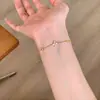 Nuevo Pulsera de Trébol de Cuatro Hojas con Burbujas y Diamantes para Mujer, Simple, Exquisita, Versátil, Alto Valor, Circonita Micro-Pavimentada, Apilable, Pulsera de Lujo Ligero