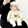 Mameluco para Bebé 2026 Nuevo Estilo Ropa Infantil Tela de Gofre Lindo Oso Mameluco de Manga Larga para Niños y Niñas