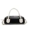 Bolsa Transfronteiriça Feminina de Grande Capacidade com Alça de Ombro 2025 Nova Retro Fosca Bolsa Transversal de Mão Casual Bolsa de Axila