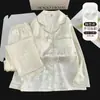 Conjunto de Duas Peças Feminino Jacquard de Seda Gelada de Manga Longa com Bojos, Roupa de Casa de Alta Qualidade, Sedosa e Confortável