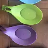 Descanso de colher de sopa em PP, resistente ao calor e isolado, previne queimaduras, porta-utensílios de cozinha, escorredor de colheres, suporte para panela e porta-hashis