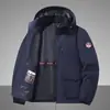 Jaqueta Nova de Primavera e Outono com Múltiplos Bolsos Roupa de Trabalho Masculina para Exterior Corta-vento Fino Gola Alta Roupa Externa Esportiva Plus Size Casaco Trench