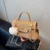 Bolsa Transversal de Design de Nicho Transfronteiriço para Mulheres 2025 Nova Bolsa Quadrada Pequena Casual Versátil Bolsa de Ombro Fashion para o Dia a Dia