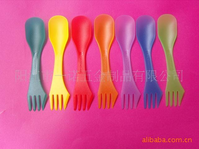 P-059A-1儿童西餐具双头多用多功能刀叉勺