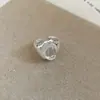 Serenidad de Té Blanco, Anillo Abierto Irregular de Perla Tejido Plegado, Anillo de Dedo Índice de Lujo Ligero de Gama Alta, Accesorio de Mano de Moda