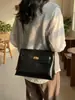 Bolso de Hombro para Viajes de Negocios de Gran Capacidad con Textura Retro para Mujer 2025 Nuevo Maletín Sencillo Bolso Versátil de Hombro Platino