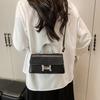 2025 Bolso de Moda Nuevo para Mujer Comercio Transfronterizo Color Sólido Nicho Patrón Cocodrilo Alta Gama Simple Versátil Bolso de Hombro
