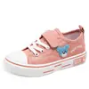 Tênis de Lona Infantil 2026 Primavera Urso Sapatos Casuais Cor Doce Meninos e Meninas Sapatos de Lona Jardim de Infância Sapatos para Interior
