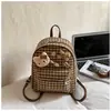 2026 Nova Mochila Xadrez Retrô Versátil Campus Estudante Feminina Bolsa Escolar Passeio Deslocamento Fofa Casual Mochila