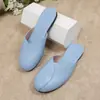Sandalias tipo chinela plana de talla grande Baotou para mujer, estilo coreano de verano 2025, diseño de patchwork de nicho, suela suave, sandalias de meter fáciles de usar