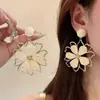 Pendientes Grandes de Flor Estilo Resort junto al Mar, Pendientes de Botón de Estrella de Rafia de Alta Gama de Venta Caliente, Pendientes Elegantes de Nicho