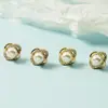 Pendientes de Perla Giratorios Únicos y Compactos, Aretes Creativos Huecos, Estilo Elegante y Minimalista para Mujer, Aretes de Clip y Cartílago de Oreja de Moda