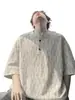 Camisa Masculina de Verão 2026 Nova Estampa Xadrez com Gola Henry Manga Curta High-End Solta Casual Versátil Respirável Meia-Manga