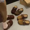 Em estoque~Versão em couro bovino super macia com sola grossa Birkenstock feminina bico fechado meio calce sem salto fácil de calçar sapatos casuais preguiçosos