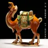 Caballo Tang sancai llegó con éxito decoración de pasillo estilo chino de cerámica arte de escritorio regalo de inauguración regalo de negocios