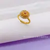 Fornecimento ao Vivo de Anel Antigo com Lótus Incrustado para Mulheres, de Alto Padrão e Elegante, com Abertura Rotativa e Ajustável, Atacado