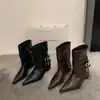 Encuentro de Primera Temporada 2026 Nuevas Botas de Otoño Individuales Cuero Retro Hebilla Pantalones de Media Pantorrilla