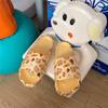 Zapatillas lindas de dibujos animados con suela gruesa y suave para mujer, sandalias de moda de estilo de hada para verano, interior y exterior 5529ysxx