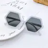 Gafas de sol hexagonales para niños transfronterizas personalizadas nuevas para niños y niñas de seis lados con espejo de diamante anti-ultravioleta moda para bebés tendencia