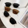 Óculos de Sol Quadrados Pequenos de Metal Europeus e Americanos Óculos de Sol Estilo Coreano Transfronteiriços para Homens e Mulheres Moda Tendência Óculos de Sol Celebridade da Internet Retrô Quadrados
