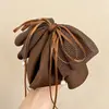 Grampo de Garra para Rabo de Cavalo com Laço de Fita de Cetim com Bolinhas High-End Retro Outono Inverno Novo Grampo para Cabelo Meio Preso na Nuca para Mulheres