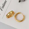 Brincos em Forma de Diamante Inspirados em Design Feitos de Prata S925, Presilhas de Orelha para Uso Diário com Acabamento Geométrico Texturizado e Minimalista