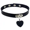 Collar transfronterizo directo de fábrica Harajuku punk europeo y americano collar de cuero pu clavo corazón banda para el cuello cadena gargantilla clip de leche