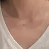 Collar con Colgante Doble de Cruz Anillo de Correr con Diamantes Completos Nuevo Estilo 2026 Lujo Ligero Estilo Exquisito Diseño de Nicho Cadena para la Clavícula Personalización