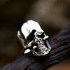 Guerrero de acero Hombres europeos y americanos Anillo retro de acero inoxidable Anillo de acero de titanio de calavera retorcida al por mayor
