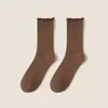 Calcetines Calcetines de media pantorrilla Serie color café Calcetines con encaje de volantes Estilo japonés INS Versátiles Calcetines apilables Estilo otoño e invierno Calcetines para mujer