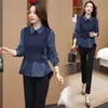Camisa de Retazos Rayados Falsa de Dos Piezas para Mujer, Nuevo Estilo Primavera, Elegante Camisa Polo Versátil con Ceñidor en la Cintura Adelgazante, Top de Moda