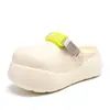 Mocasines populares de talla grande para mujer, con suela gruesa, correas ajustables y diseño sin cordones, adecuados tanto para interiores como para exteriores.