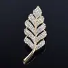 Broche Folha de Strass de Alta Qualidade Europeu e Americano Mais Vendido Youzun com Diamantes Moda Pin de Roupa Versátil Criativo