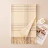 Novo xale estudantil de alta qualidade para outono e inverno, cachecol xadrez quente e grosso, cachecol longo versátil com franjas para decoração