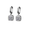 Pendientes Minimalistas de Lujo Ligero con Microincrustaciones de Circonita Cúbica para Mujer, Accesorios Elegantes, Pendientes con Estilo y Únicos