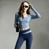 Conjunto Fitness Esportivo Feminino 2026 Estilo Outono com Bojos Manga Longa Roupas de Yoga Cintura Cruzada Calças Justas Elásticas Emagrecedoras