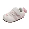 Zapatos Caminadores Blancos de Malla Transpirable con Bordado de Dibujos Animados Dulces para Bebés y Niños Pequeños 2026 Nuevos Primavera/Verano