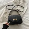 Bolsa Quadrada Pequena Retrô Francesa de Alto Valor Feminina Verão 2026 Nova Leve Luxo Moda Versátil Bolsa de Ombro Bolsa Transversal
