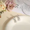 Pendientes de Flor de Perla Estilo Casual para Mujer Diseño Original Galvanizado Ecológico Aguja de Plata S925 Tienda Compra al por Mayor Accesorios