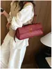 Nova Bolsa de Mão Acolchoada Estilo Baguete Francesa 2026 para Mulheres, Bolsa de Ombro/Axila de Alta Qualidade para o Dia a Dia, Bolsa Versátil da Moda
