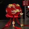 Ramo de Mano para que el Novio Reciba a la Novia, Ramo de Rosas Simuladas, Accesorios para Vestido de Novia Traje Xiuhe, Ramo de Novia Estilo Chino Terminado