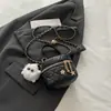 Bolsa de mão feminina acolchoada de grande capacidade estilo coreano 2026 nova moda com textura, bolsa transversal quadrada pequena elegante com corrente