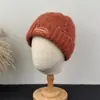 Gorro de Lana con Bordado de Letras Estilo Coreano para Hombres y Mujeres, Gorro de Punto Grueso y Cálido para Otoño e Invierno, Hace que la Cara Parezca Más Pequeña, Gorro de Frío para Ponerse