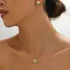 Joyería de Piedras Preciosas de Colores Europea y Americana Transfronteriza, Elegante Conjunto de Joyería de Gama Alta con Colgante Redondo Geométrico de Tres Colores