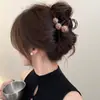 Presilha de Cabelo Redonda Marrom com Pedras para Mulheres, Tamanho Grande, Forte e Antiderrapante, Adequada para Cabelos Grossos, Pode Ser Usada para o Dia a Dia, Acessório de Cabelo Suave