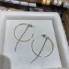 Pendientes de Aro Grandes con Cadena Exagerada Brillante Europeos y Americanos, Estilo de Lujo Ligero de Alta Gama, Pendientes Nuevos Personalizados para Fiesta de Noche 2025