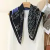 Lenço de Seda com Carruagem Tendência 2025 Novo Estilo Versátil Lenço de Veludo Moda Retrô Algodão Linho Macio Lenço Quadrado