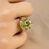 Anillo de Seis Garras con Incrustaciones de Diamantes de Lujo Ligero Nicho Transfronterizo para Mujer, Simple y de Moda, Compacto y Exquisito, Anillo de Estilo Coreano de Lujo Ligero para Mujer
